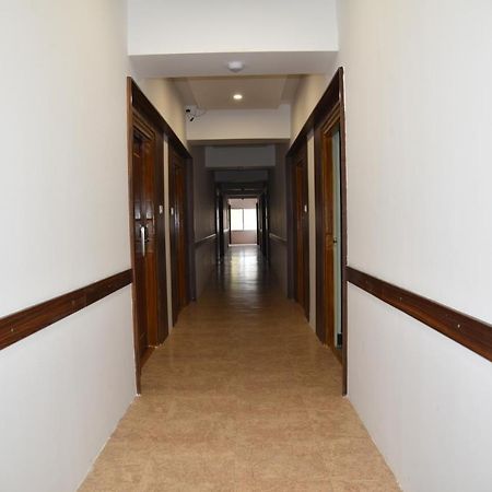 Hotel Bhimas Paradise 티루파티 외부 사진